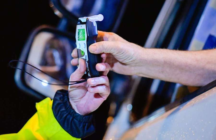 Ganz schön heftig: Trunkenbolde in der Eifel auf Tour – 7,48 Promille in einem Auto!